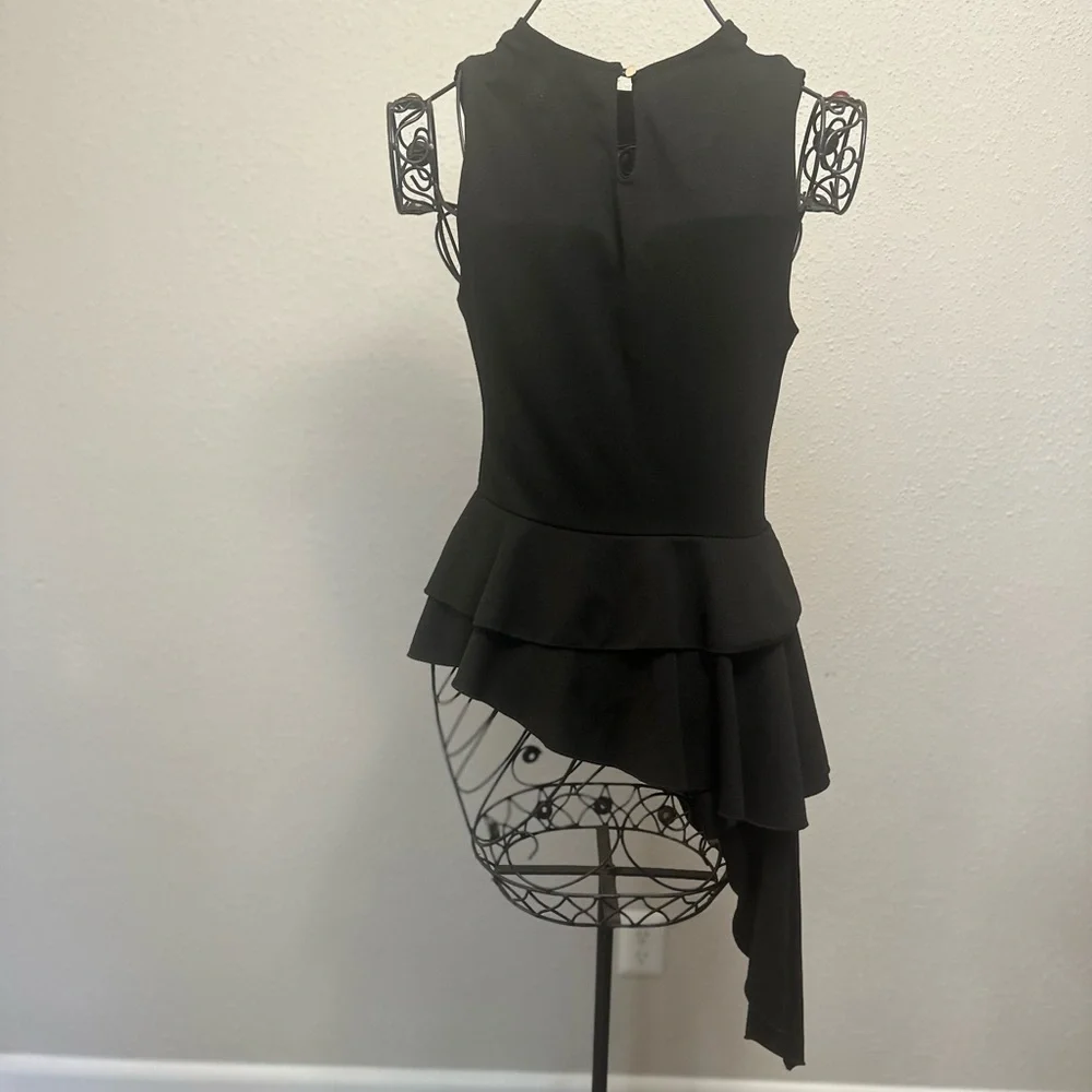 WinWin Black Ruffled Asymmetrical Halter Top - Picture 7 of 11
